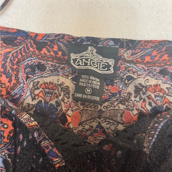 Angie Black and Red Paisley Blouse - Picture 3 of 6